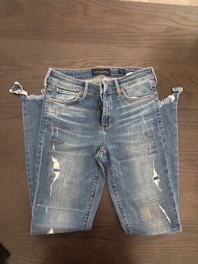 Lucky Brand Women's Light Blue Distressed Skinny Jeans